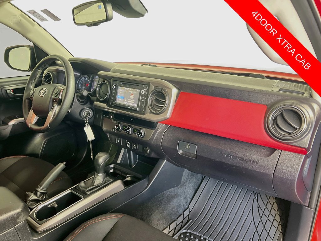 Used 2018 Toyota Tacoma SR5 RWD image 26