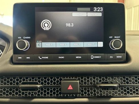Certified 2025 Honda HR-V Sport image 30