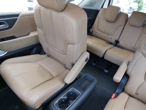 Certified 2025 INFINITI QX80 Sensory image 12