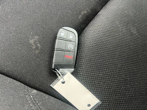 Used 2018 Jeep Renegade Sport w/ Power & Air Group image 47