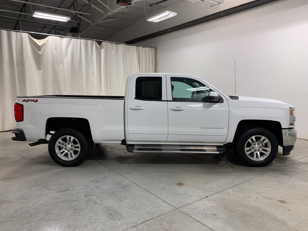 Used 2019 Chevrolet Silverado 1500 LT w/ All Star Edition AWD/4WD image 11