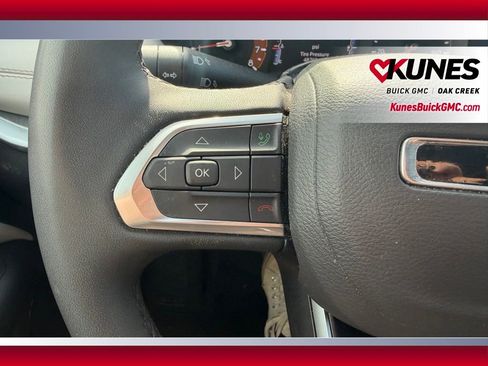 Used 2025 Jeep Compass Limited AWD/4WD image 18
