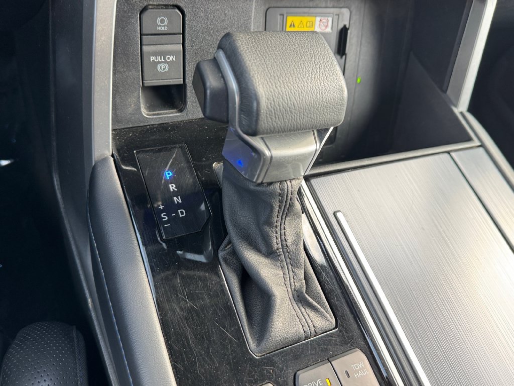 Used 2023 Toyota Tundra Platinum AWD/4WD image 25