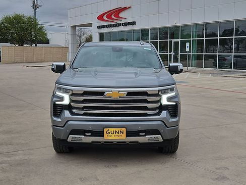 Certified 2024 Chevrolet Silverado 1500 High Country w/ Technology Package image 8