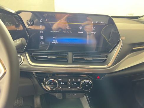 New 2026 Chevrolet Trax ACTIV FWD image 17