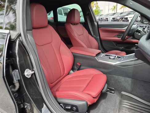 Used 2025 BMW i4 eDrive40 w/ Parking Assistance Package RWD image 31