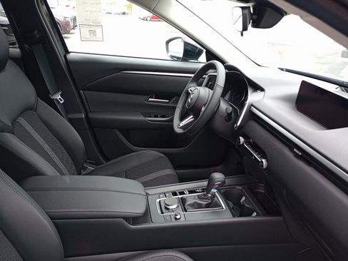 Certified 2025 MAZDA CX-50 AWD 2.5 S w/ Cargo Package image 7