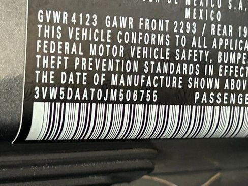 Used 2018 Volkswagen Beetle 2.0T S image 51