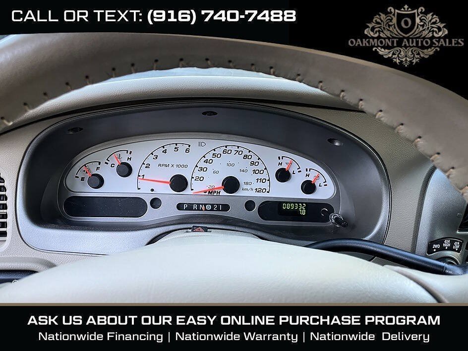 Used 2005 Ford Explorer Sport Trac XLT AWD/4WD image 23