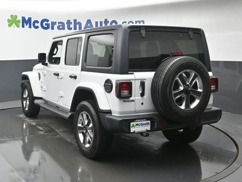 Used 2020 Jeep Wrangler Unlimited Sahara image 21