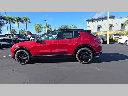 New 2026 Chevrolet Equinox EV RS image 18