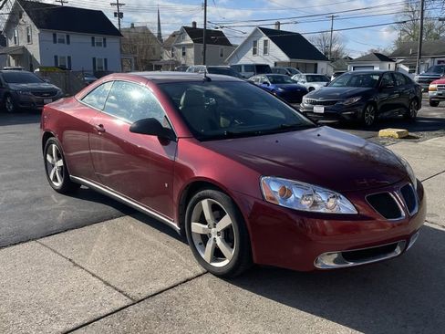 Used 2008 Pontiac G6 GT w/ Sport Package image 2