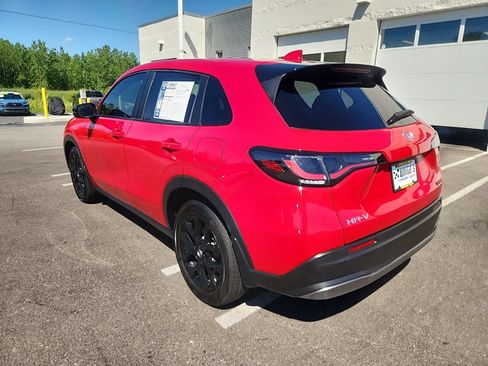 Used 2025 Honda HR-V Sport image 5