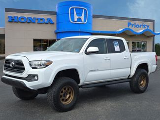 Used 2017 Toyota Tacoma SR5 w/ Tow Package AWD/4WD video 1