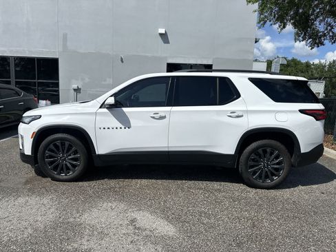 Used 2023 Chevrolet Traverse RS FWD image 5