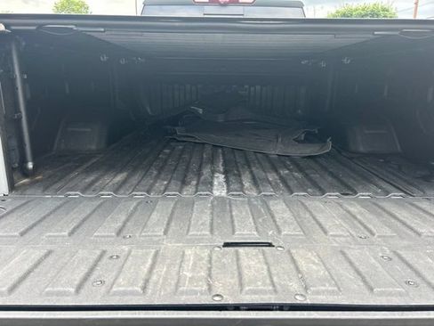 Used 2025 GMC Sierra 3500 Denali Ultimate AWD/4WD image 7