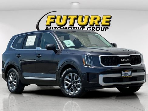Used 2025 Kia Telluride LX FWD image 1