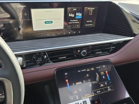 New 2026 INFINITI QX80 Autograph w/ Premium Cargo Package image 36