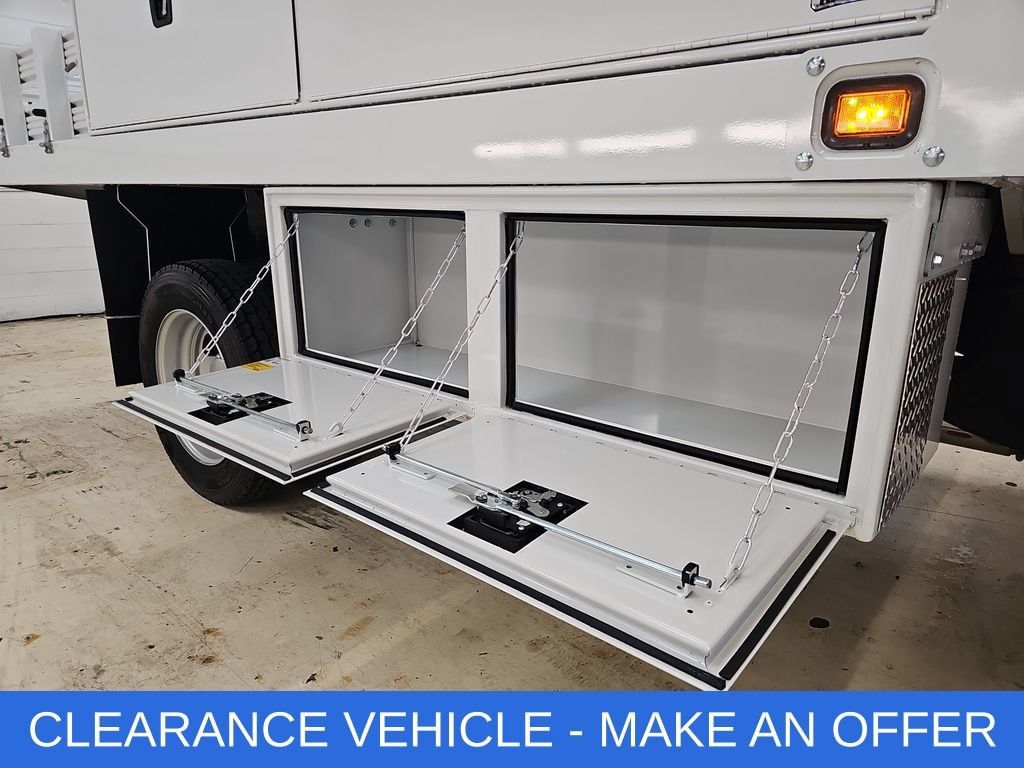 New 2026 RAM 5500 Tradesman AWD/4WD image 93