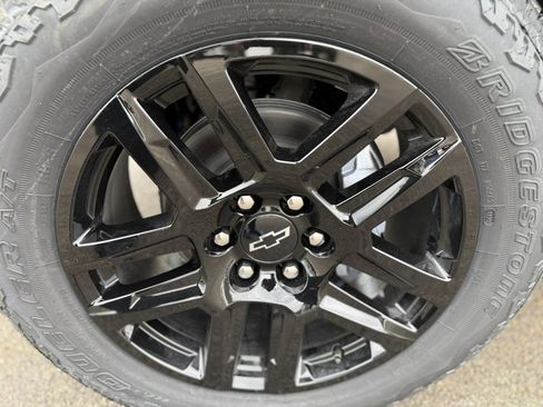 New 2026 Chevrolet Silverado 1500 LT Trail Boss w/ Convenience Package II image 9