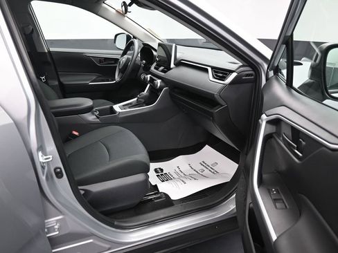 Used 2025 Toyota RAV4 LE FWD image 13