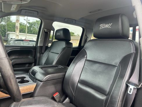 Used 2017 Chevrolet Silverado 1500 LTZ w/ LTZ Plus Package AWD/4WD image 13
