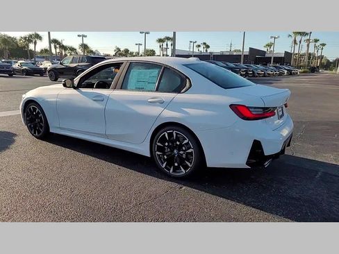 New 2025 BMW 330i 330i w/ M Sport Package image 14