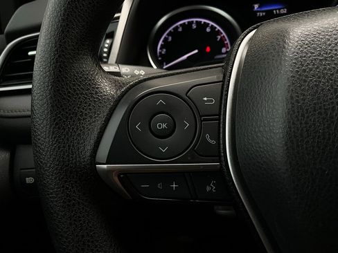 Used 2023 Toyota Camry LE image 31