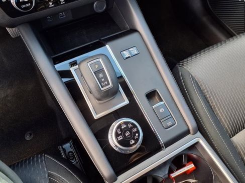 New 2025 Mitsubishi Outlander ES image 20