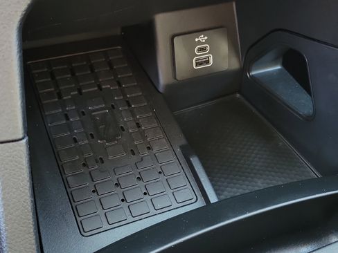 Used 2024 Ford Ranger XLT w/ Trailer Tow Package image 11