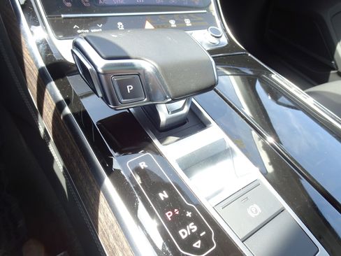 Certified 2021 Audi A8 L 4.0T AWD/4WD image 13