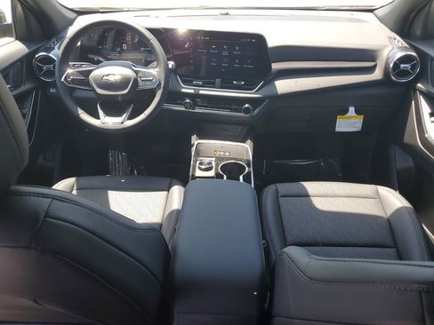 New 2026 Chevrolet Equinox LT w/ Convenience Package II FWD image 11