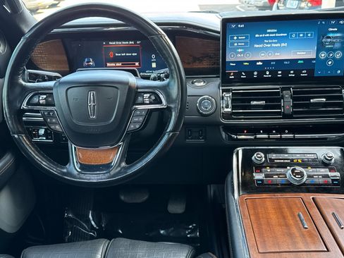 Certified 2023 Lincoln Navigator L Black Label AWD/4WD image 14