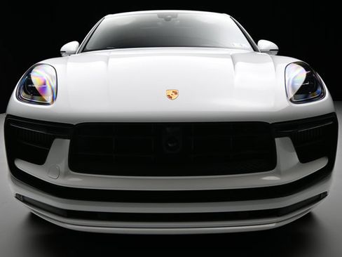 Used 2023 Porsche Macan GTS image 34