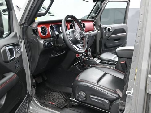 Used 2023 Jeep Gladiator Rubicon w/ Trailer Tow Package AWD/4WD image 14