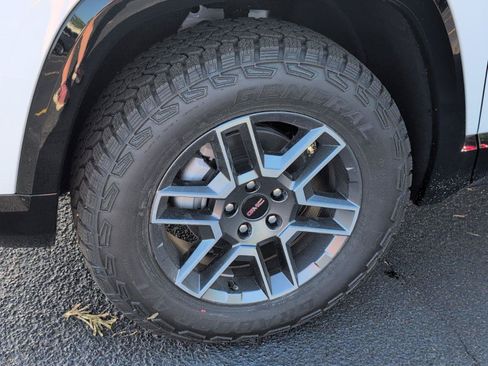 New 2026 GMC Terrain AT4 w/ Convenience Package III AWD/4WD image 13