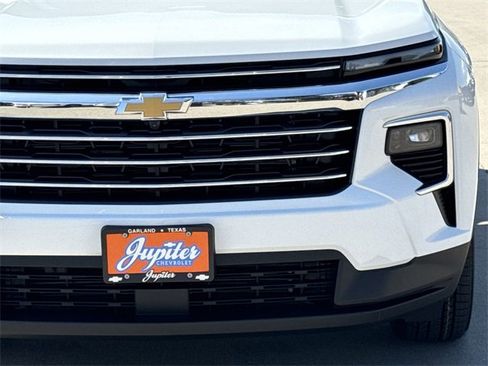 New 2026 Chevrolet Traverse LT w/ Driver Confidence Package image 8