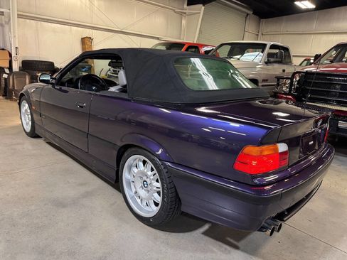 Used 1998 BMW M3 Convertible image 32