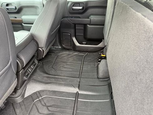 Used 2019 Chevrolet Silverado 1500 LT image 16