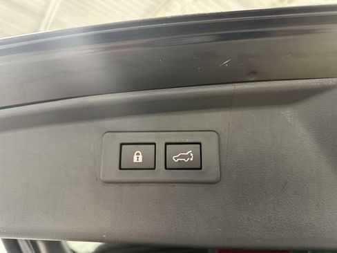 Used 2024 Subaru Outback Touring XT AWD/4WD image 16