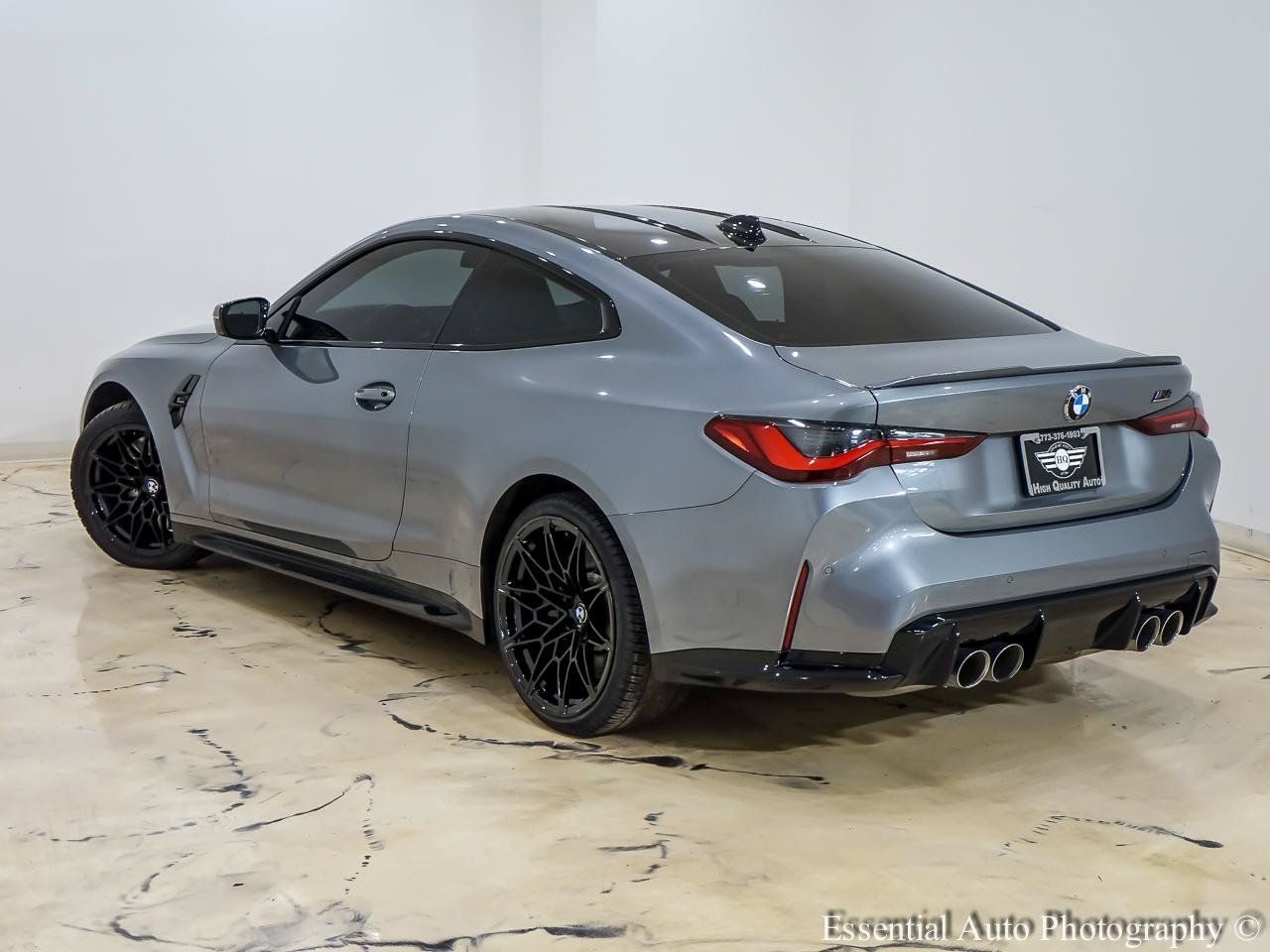 Used 2022 BMW M4 Competition w/ Executive Package RWD image 10