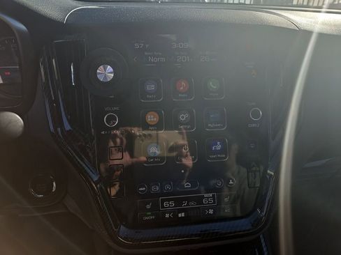 Used 2024 Subaru Outback Onyx Edition XT image 17