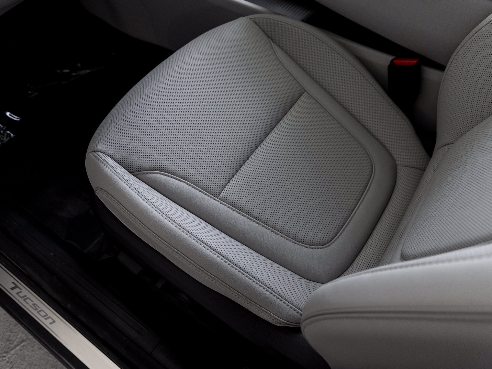 New 2026 Hyundai Tucson Limited AWD/4WD image 12