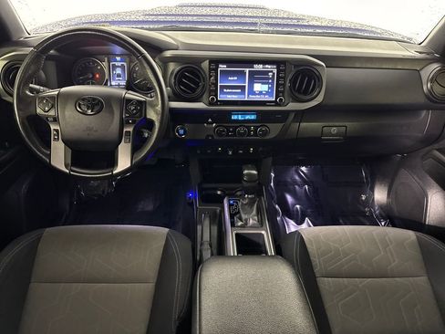 Used 2022 Toyota Tacoma TRD Sport w/ Technology Package RWD image 26