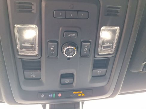 Certified 2022 Chevrolet Tahoe Z71 w/ Z71 Off-Road Package image 43