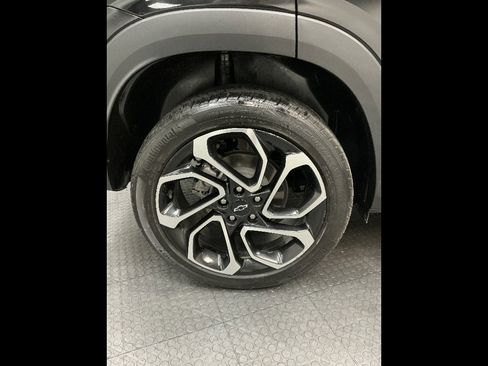 Used 2024 Chevrolet Trax RS FWD image 38