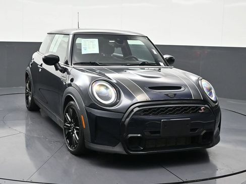 Used 2022 MINI Cooper S image 8