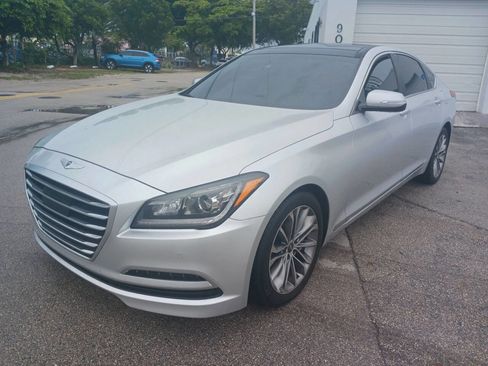 Used 2015 Hyundai Genesis 3.8 w/ Option Group 03 image 3