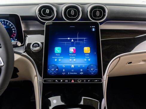 New 2025 Mercedes-Benz GLC 350e 4MATIC image 23