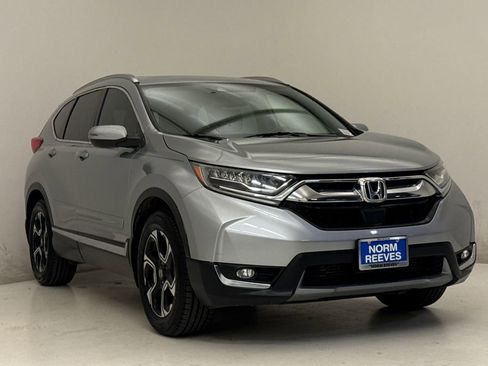Used 2018 Honda CR-V Touring image 4